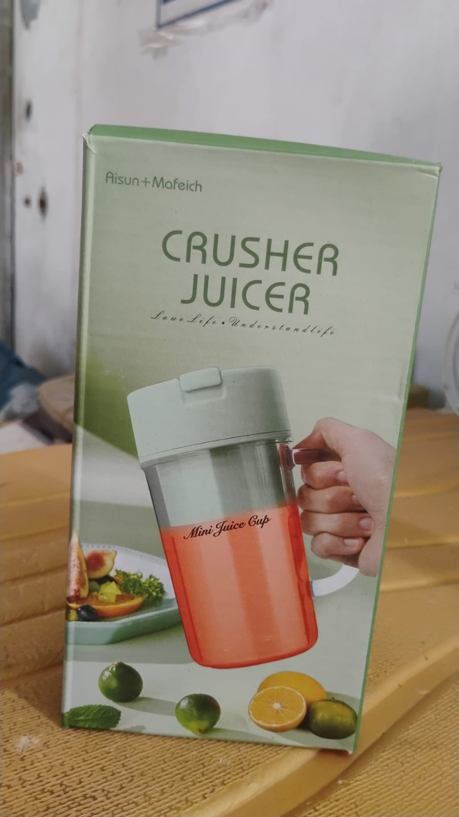 Portable Crusher Juicer – Fresh Juice Anytime, Anywhere