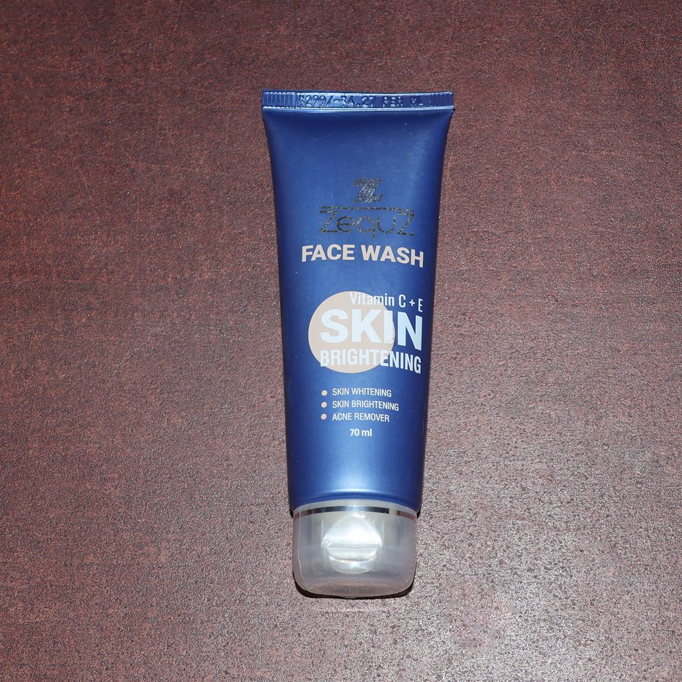 Zequz Vitamin C + E Brightening Face Wash (70 ML)