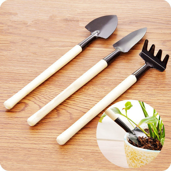 Kid's Garden Tools Set Of 3 Pieces (Trowel, Shovel, Rake)