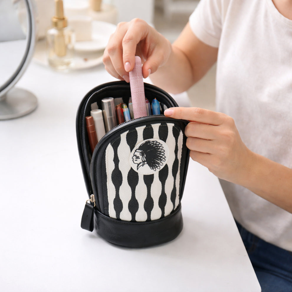Stylish Hard Base Zipper Pencil Pouch